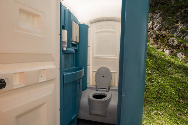 Best Luxury portable toilet rental  in Riverside, MO